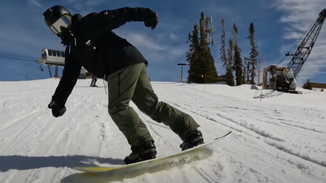 Snowboard Expert Everett Pelkey riding the 2023 Bataleon Party Wave snowboard