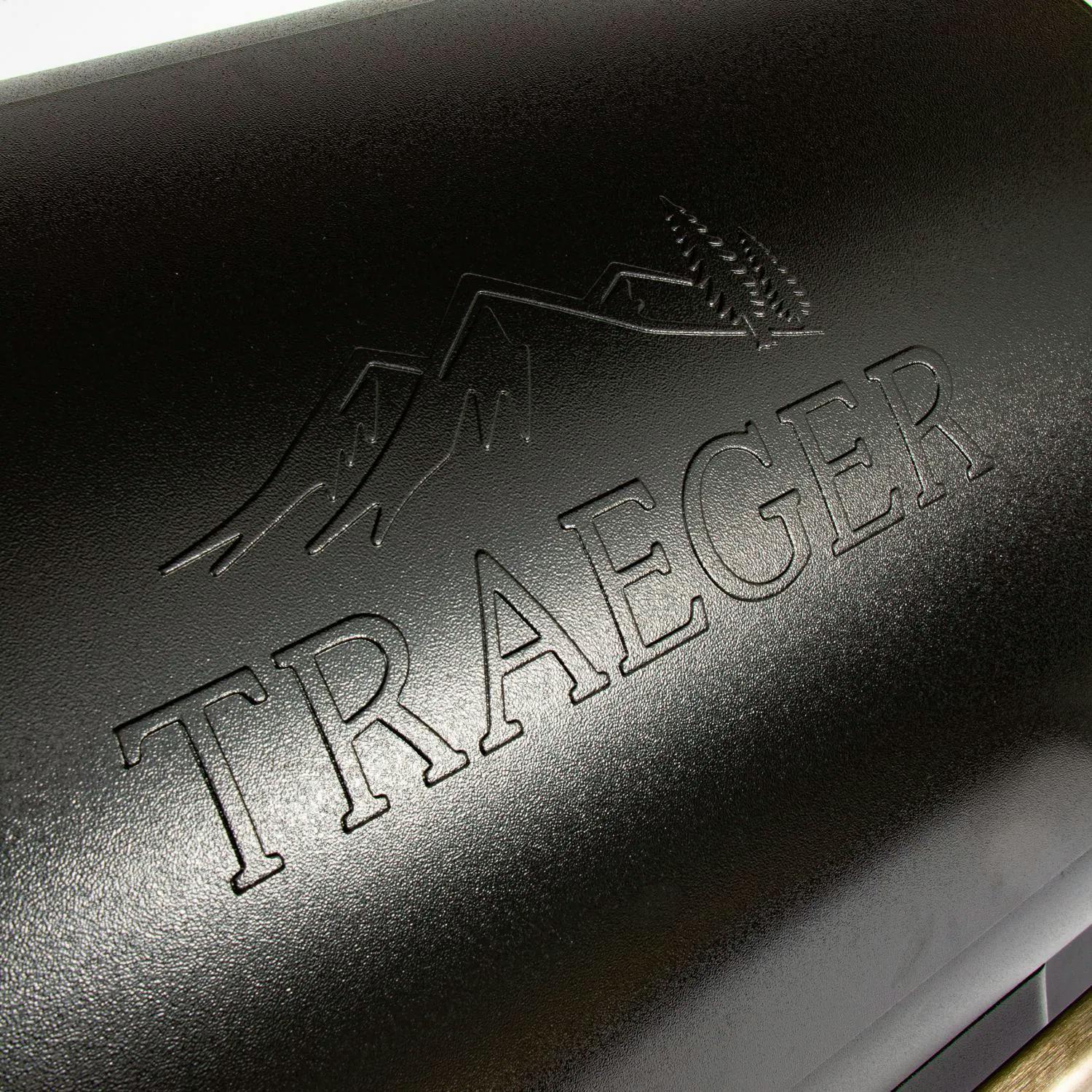 Traeger Ironwood 650 Wi-Fi Controlled Wood Pellet Grill with WiFire & Pellet Sensor · 46 in.