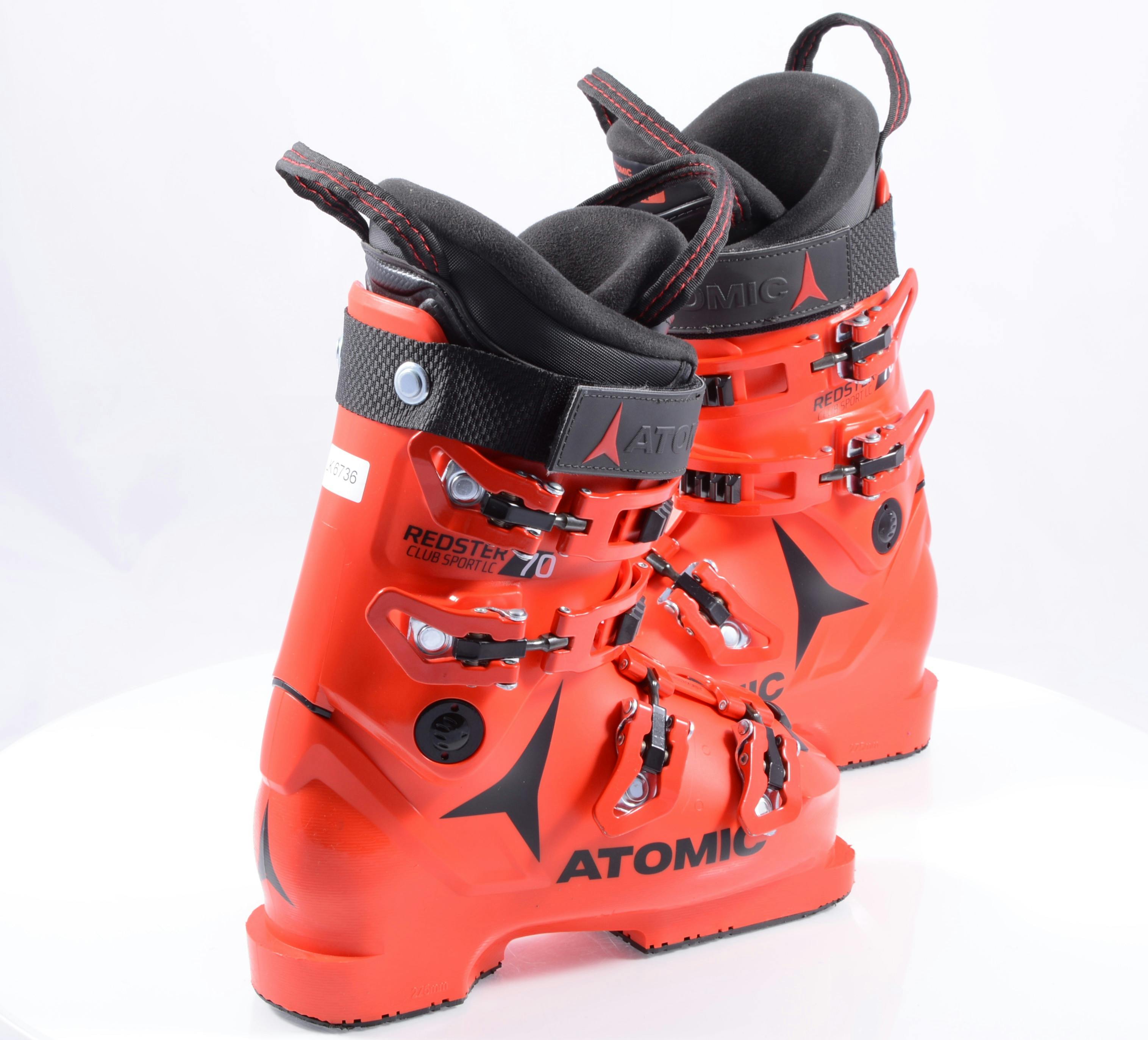 Atomic Redster Club Sport 70 LC Ski Boots · Kids' · 2019