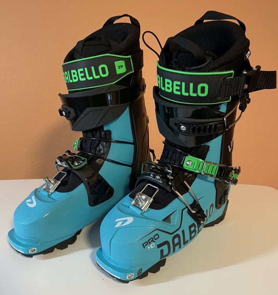 The 2022 Dalbello Lupo Pro HD in uphill / walk mode with the tongues removed.