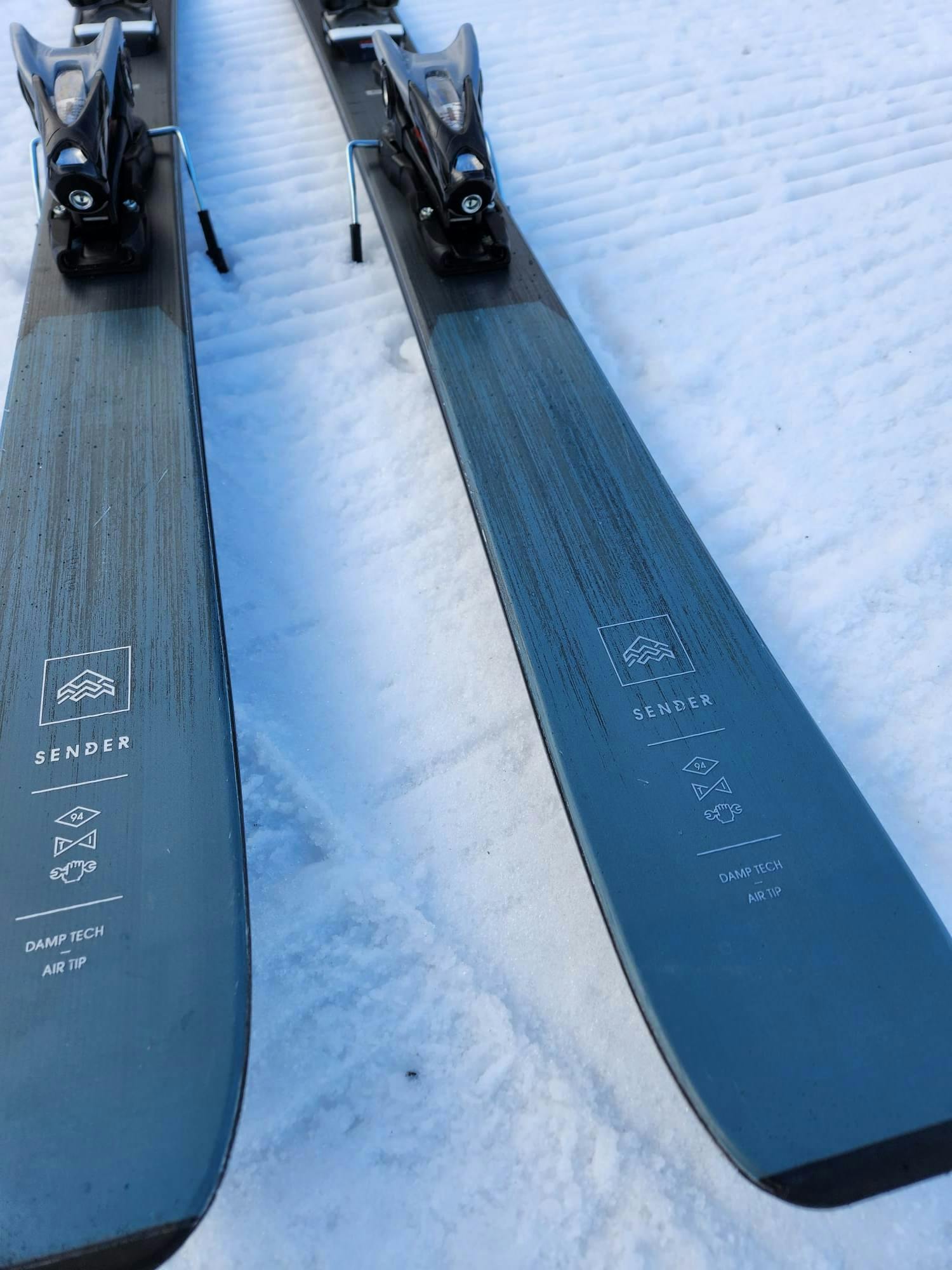 Tails of the  Rossignol Sender 94 Ti Skis · 2023.