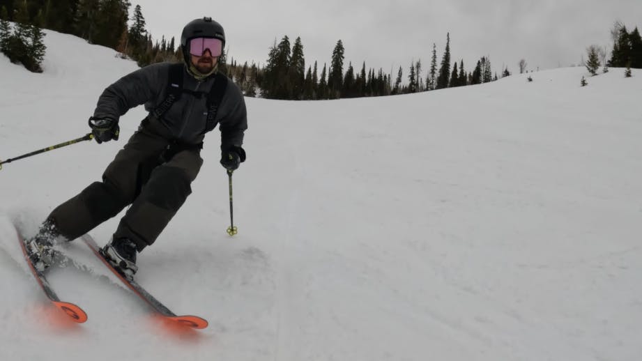 Ski Expert Hayden Wright skiing with the 2023 Blizzard Bonafide 97 skis on a groomer run