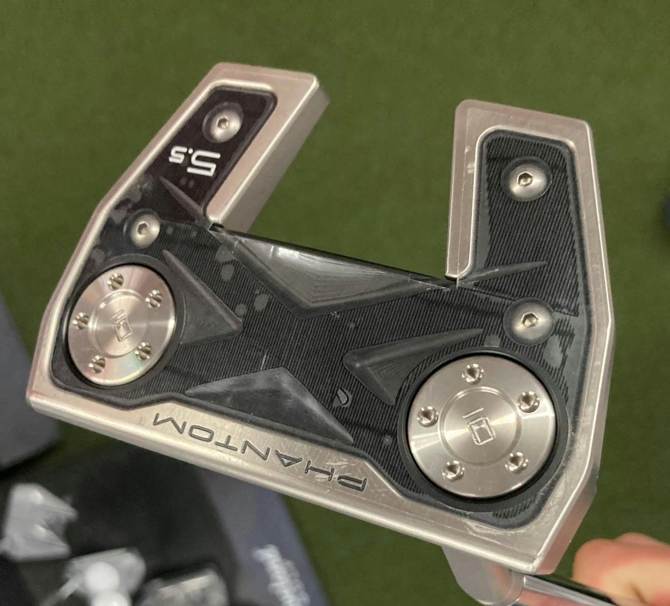 Expert Review: Titleist Scotty Cameron Phantom X 5.5 Putter | Curated.com