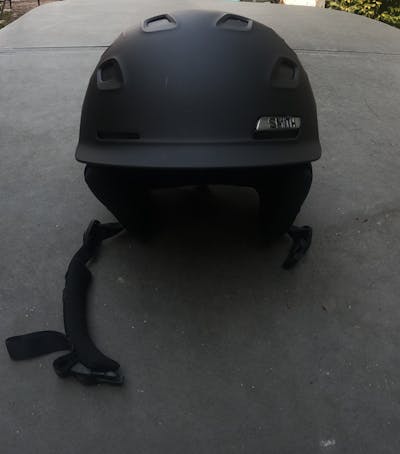 Full view of the Smith Vantage MIPS helmet.