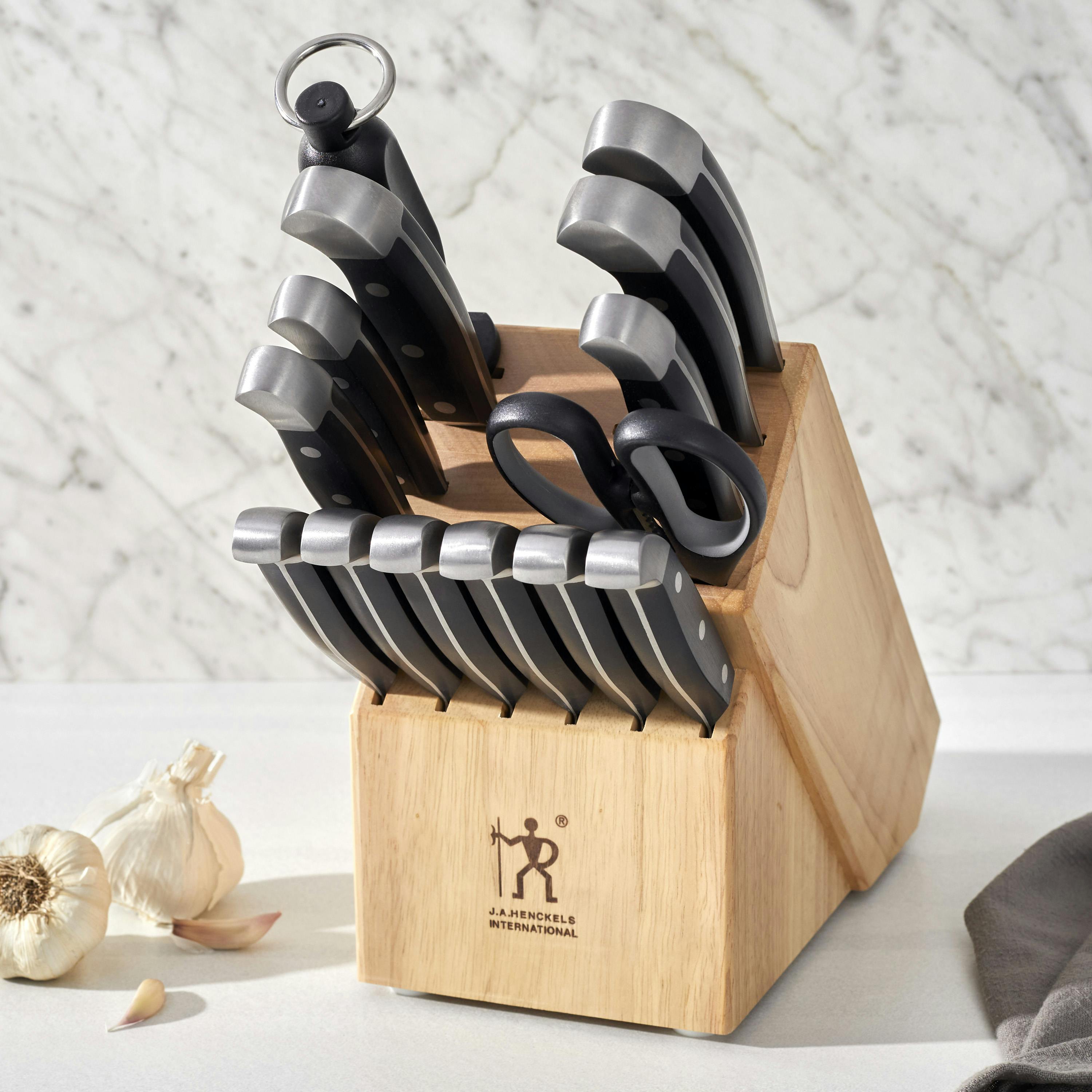 HENCKELS Fine Edge Pro Knife block set, 15-pc,Color Light Brown Size15-pc  Style Fine Edge Pro,Y0292 - Cutlery & Kitchen Knives, Facebook Marketplace