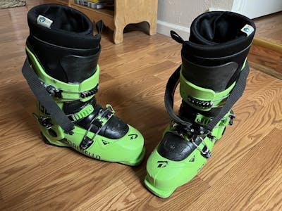 The Expert Review: Dalbello Krypton 130 TI ID Ski Boots.