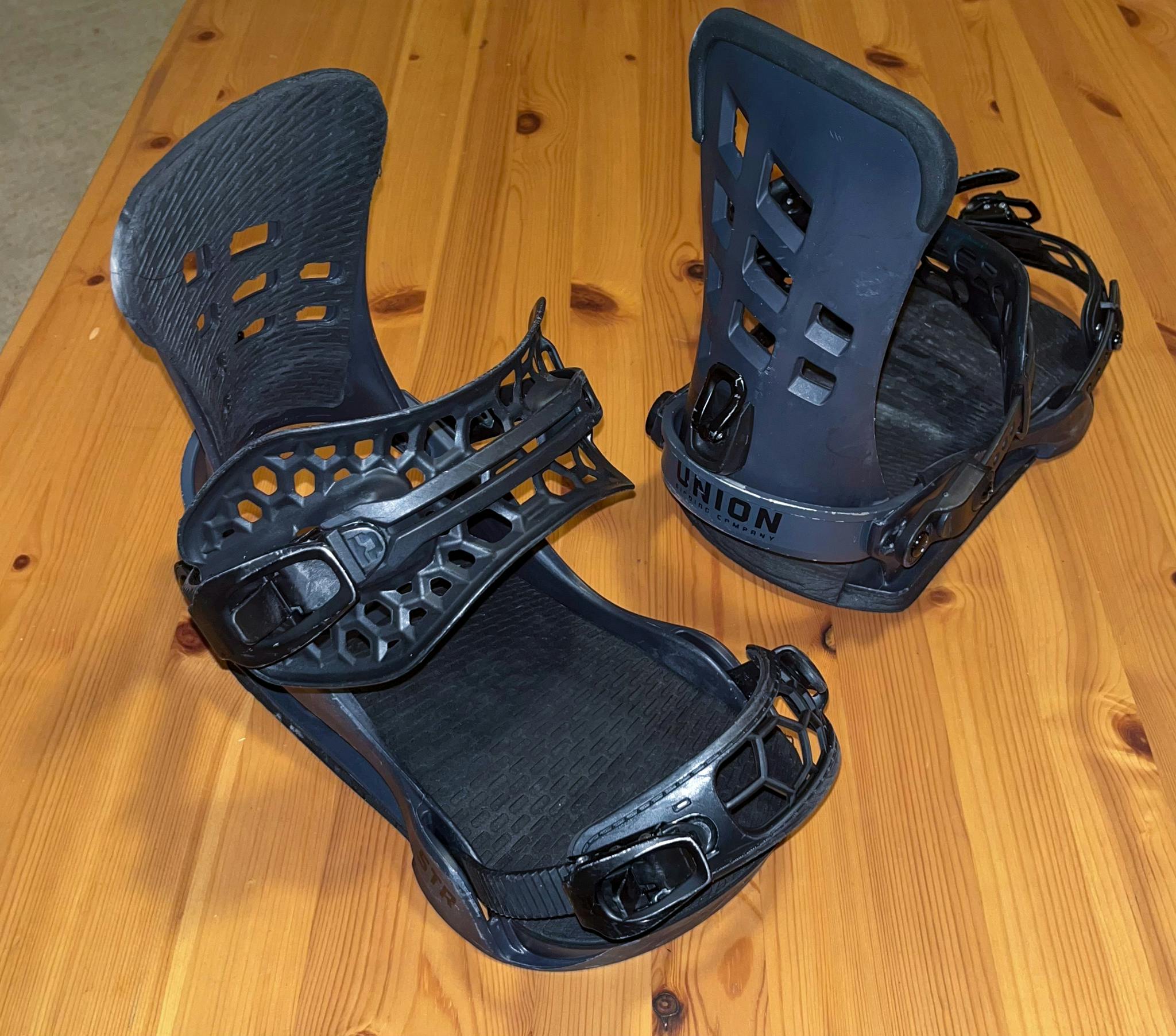Expert Review: Union STR Snowboard Bindings · 2022 | Curated.com