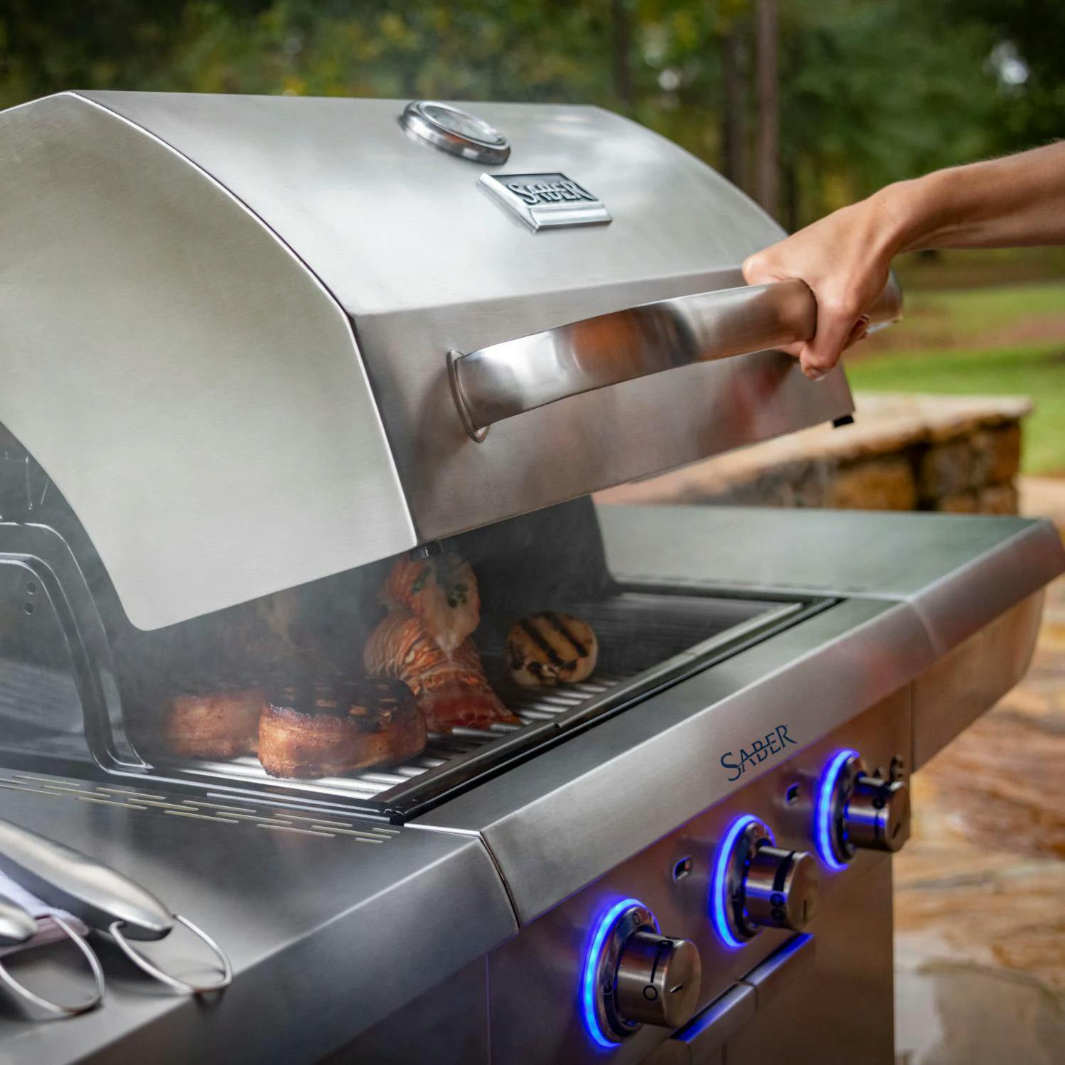 Saber Select 3-Burner Infrared Gas Grill · 24 in. · Propane