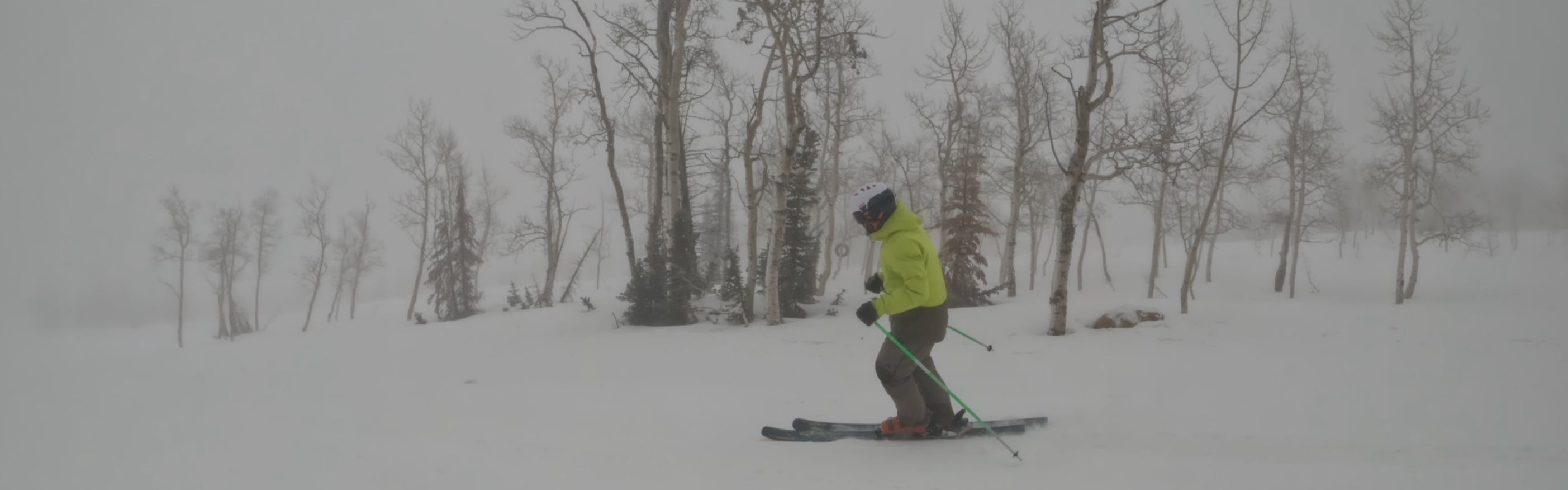 A skier on the Elan 106 Ripsticks. 