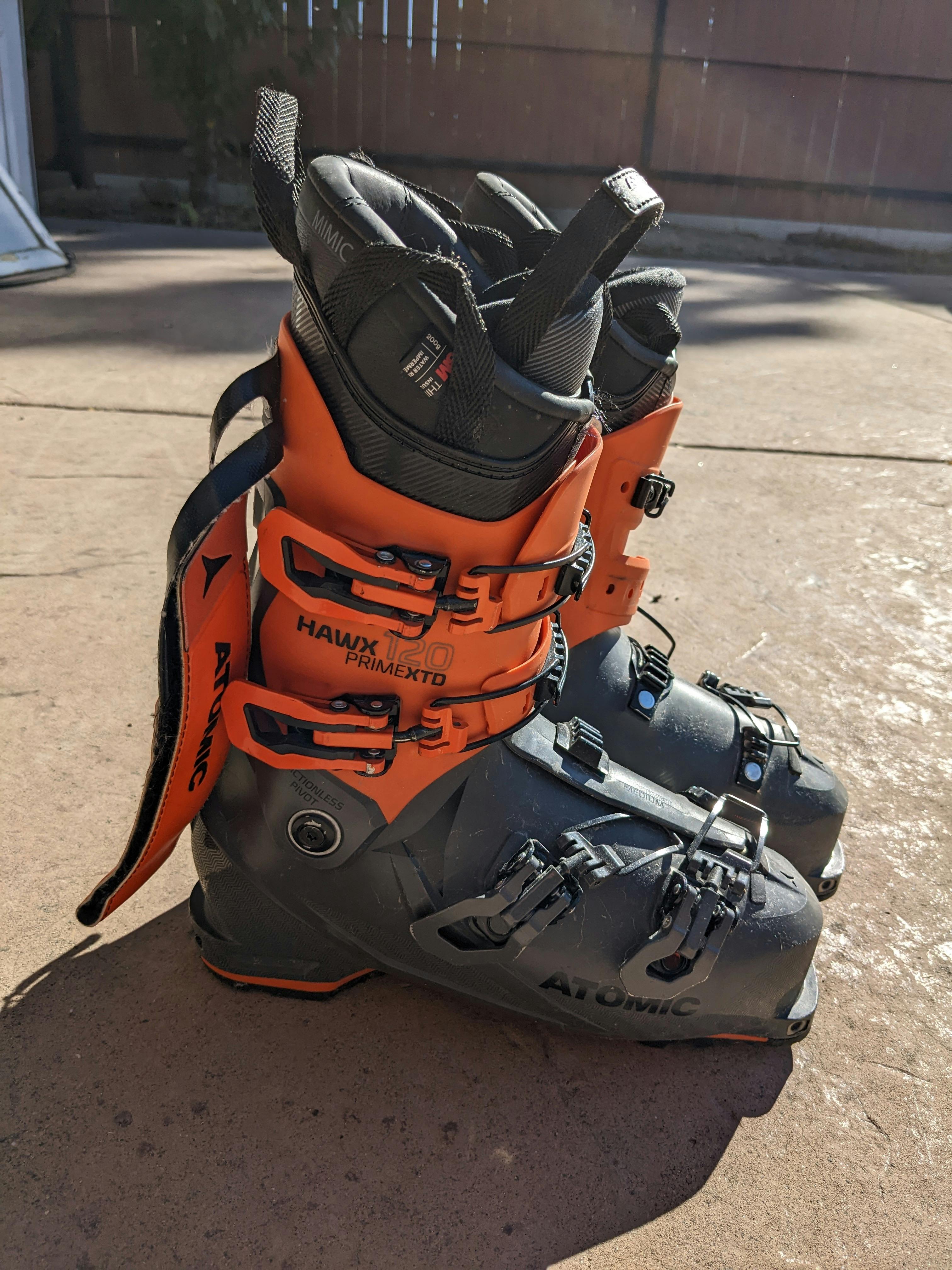 Side of the Atomic Hawx Prime XTD 120 Tech GW Ski Boots · 2021.