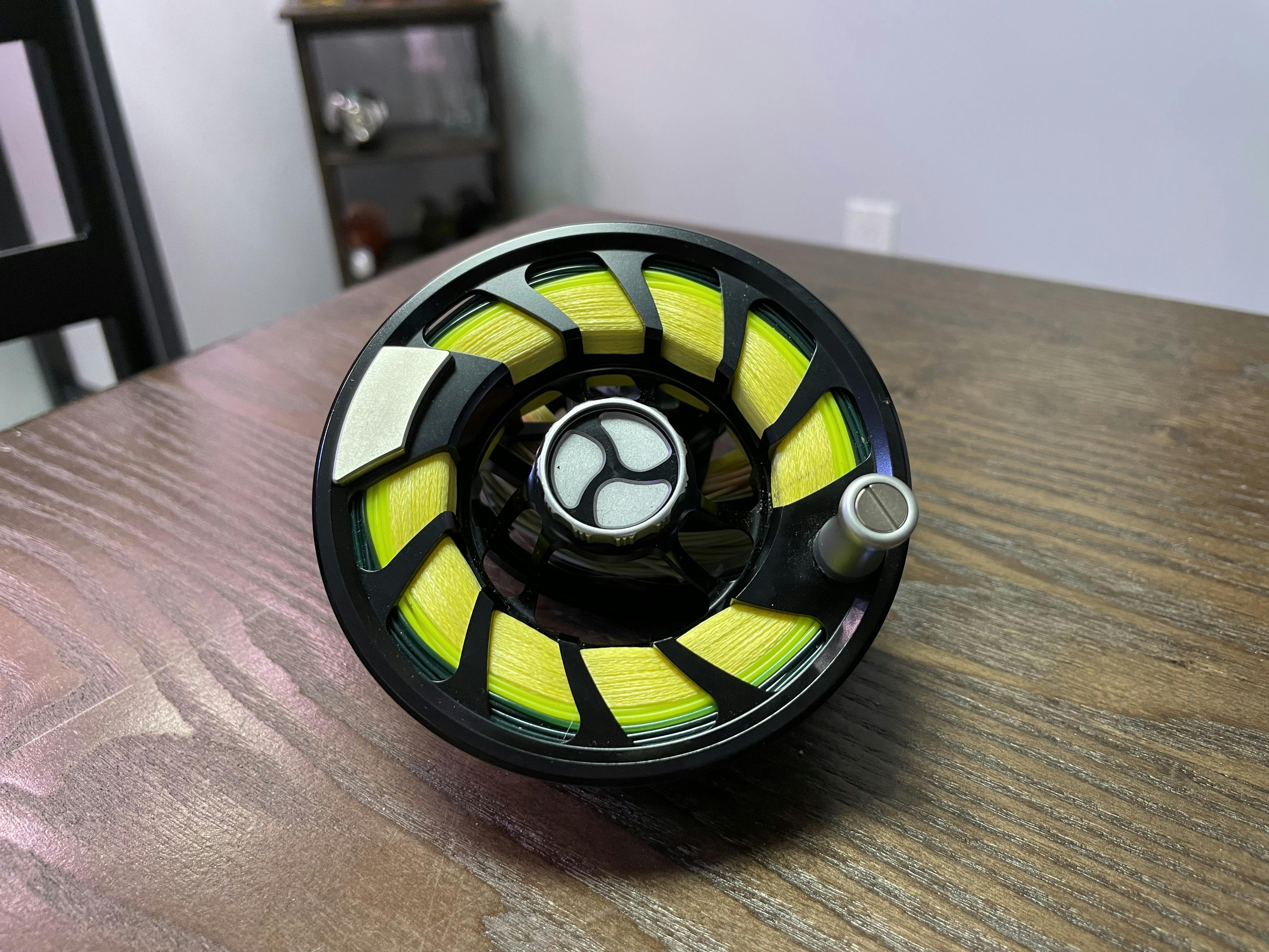 A fly reel with the Orvis Pro Depth Charge 3D Smooth Fly Line.