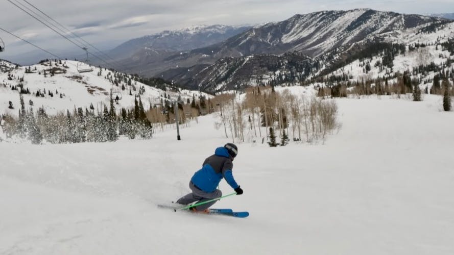 Ski Expert Rob Greenawalt skis down a groomer with the 2023 Volkl Kendo 88 skis