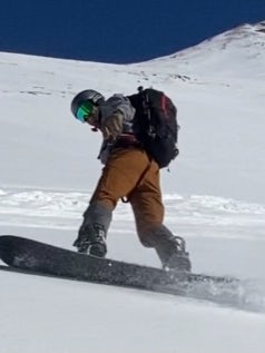 Snowboard Expert Christian B.