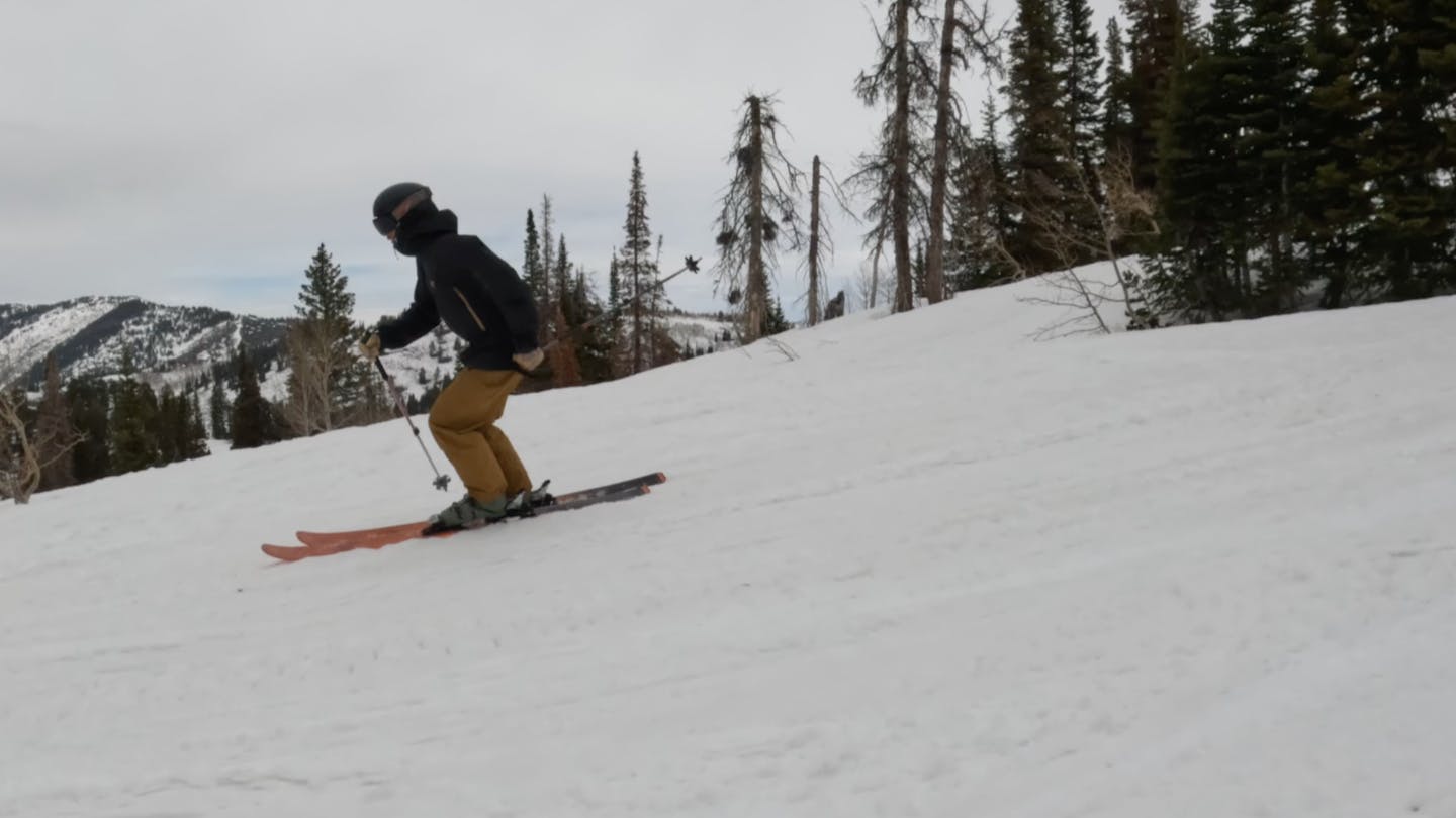A skier on the 2023 Blizzard Hustle 10 Skis.