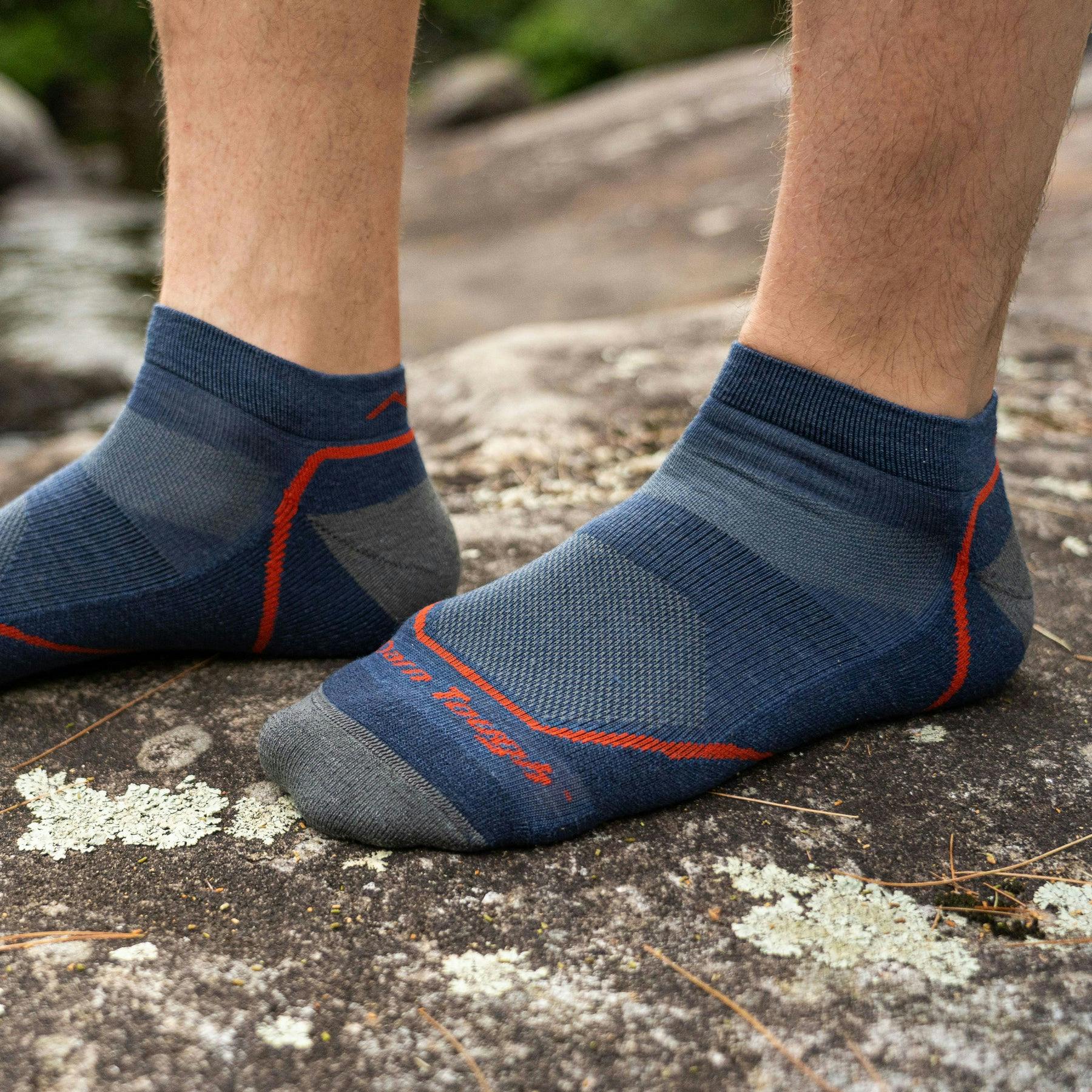 Darn Tough Men's Light Hiker No Show Lightweight Hiking Socks with Cushion