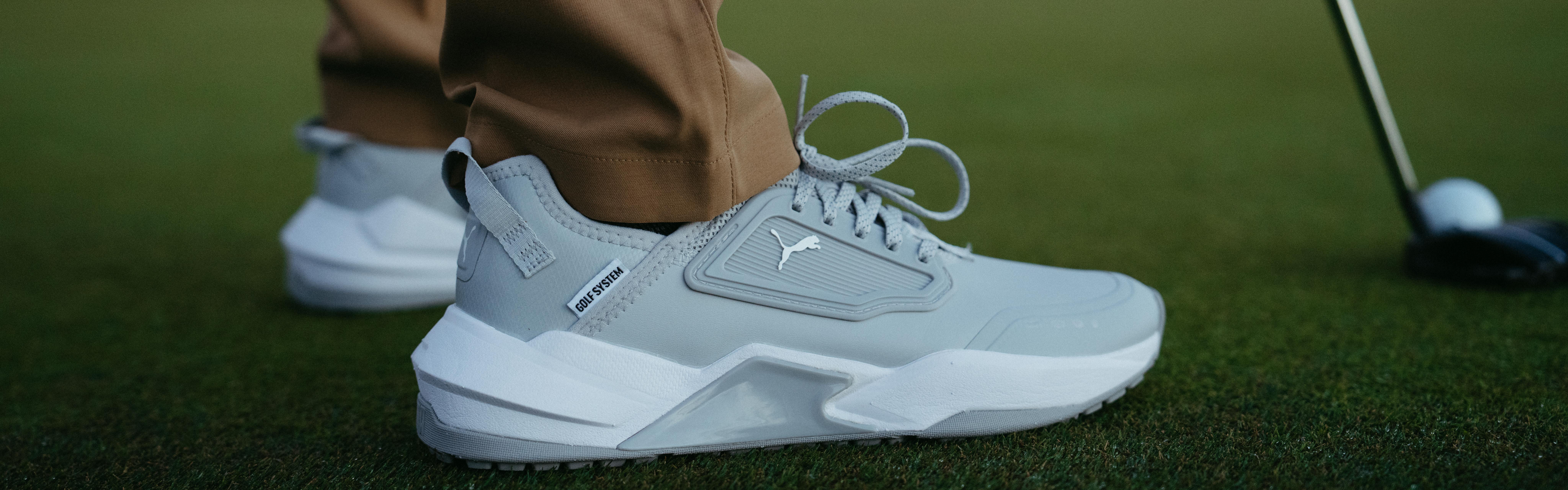 Golf Shoe Buying Guide: Spiked vs. Spikeless 
