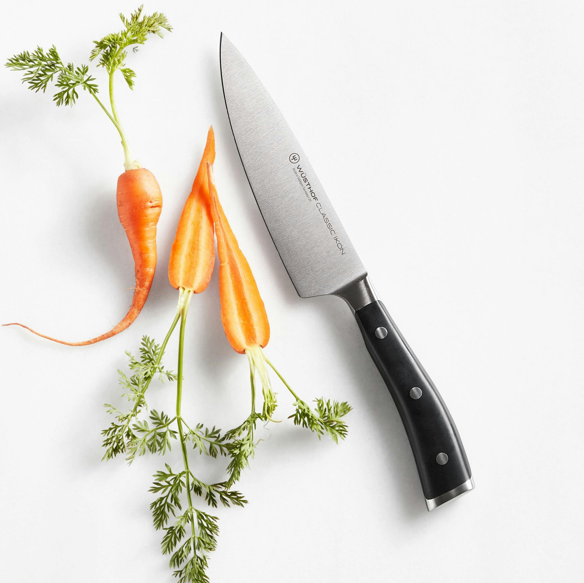 WÜSTHOF Classic Ikon 6" Chef's Knife