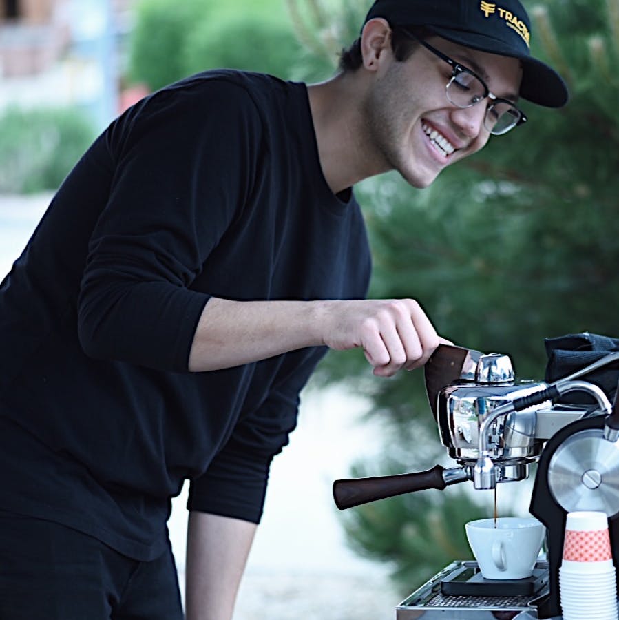 Coffee & Espresso Expert Noe Lopez