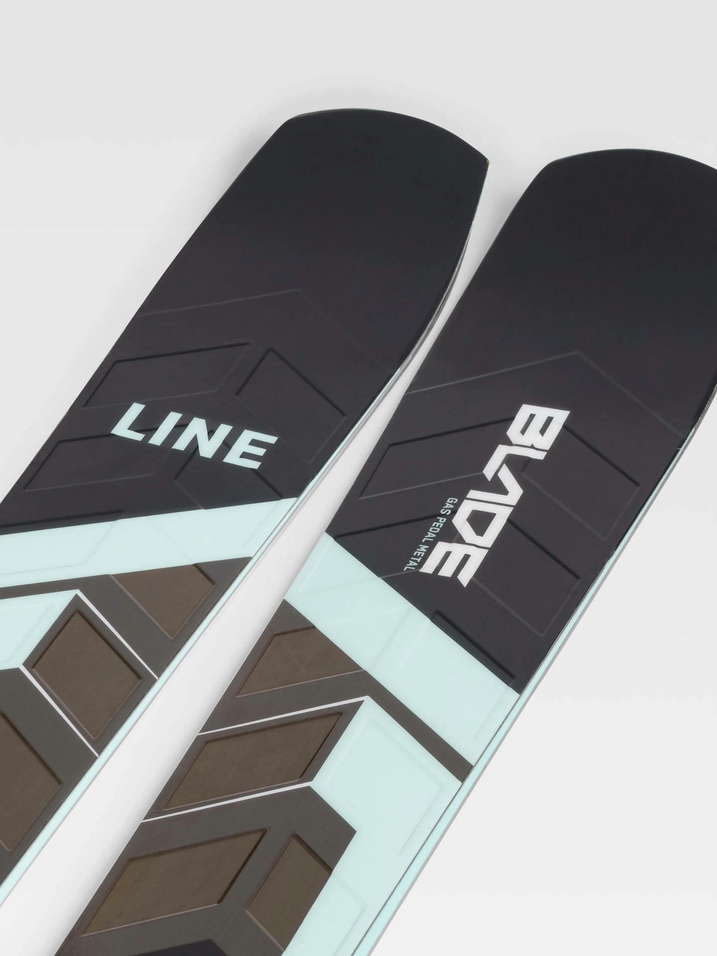 Line Blade W Skis · Women's · 2023 · 153 cm