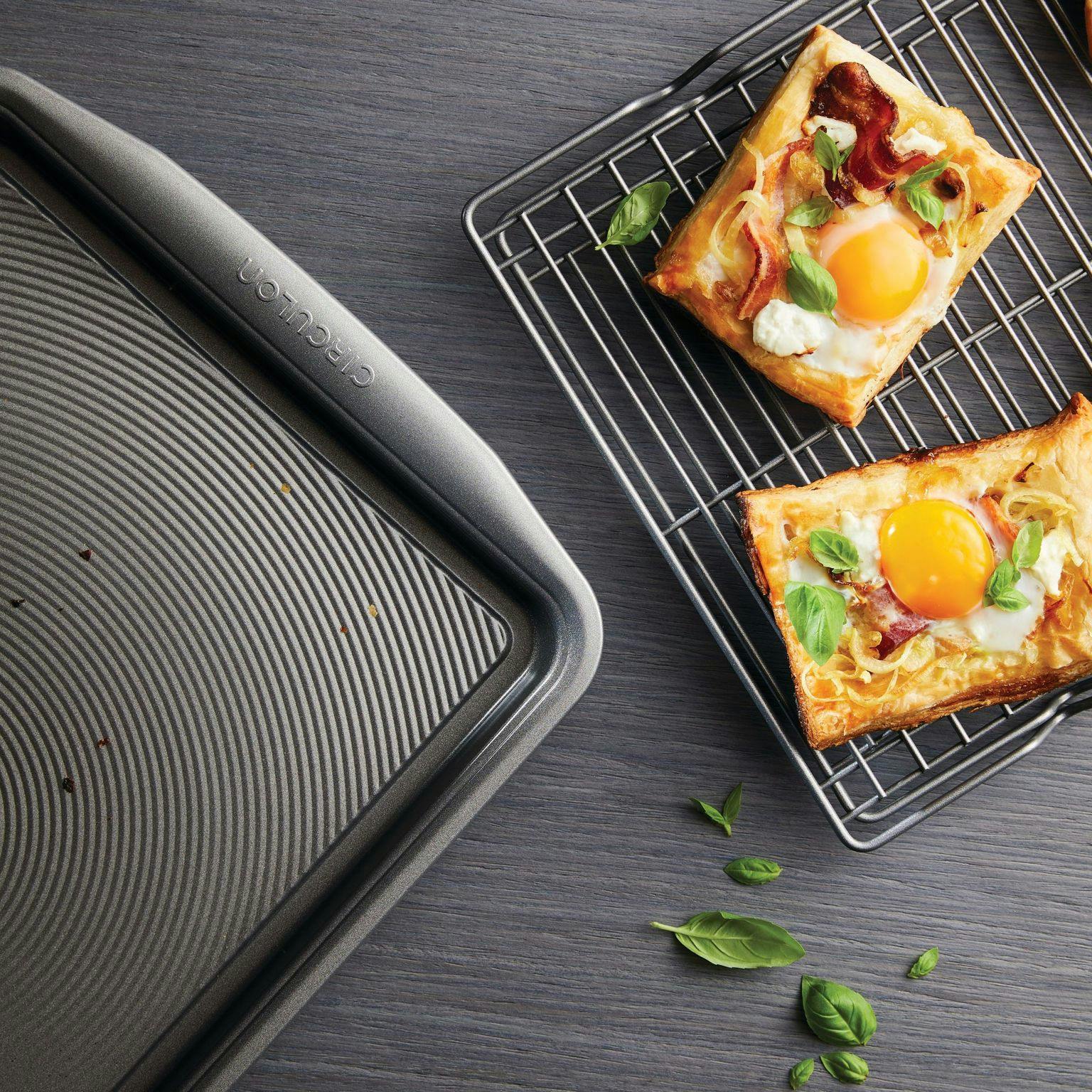 Circulon Total Bakeware Nonstick Toaster Oven & Personal Pizza Pan Baking  Set, 4-Piece