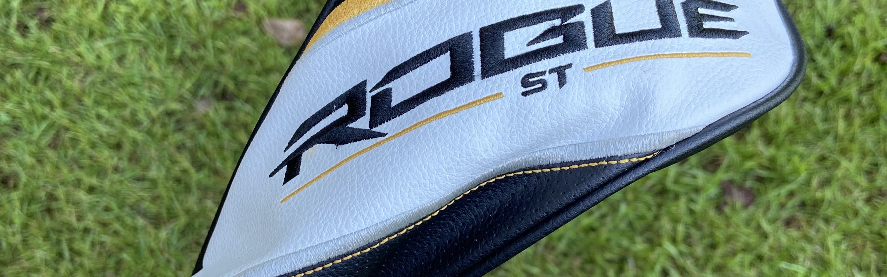 Head cover on the Callaway Rogue ST Max Fairway Wood.