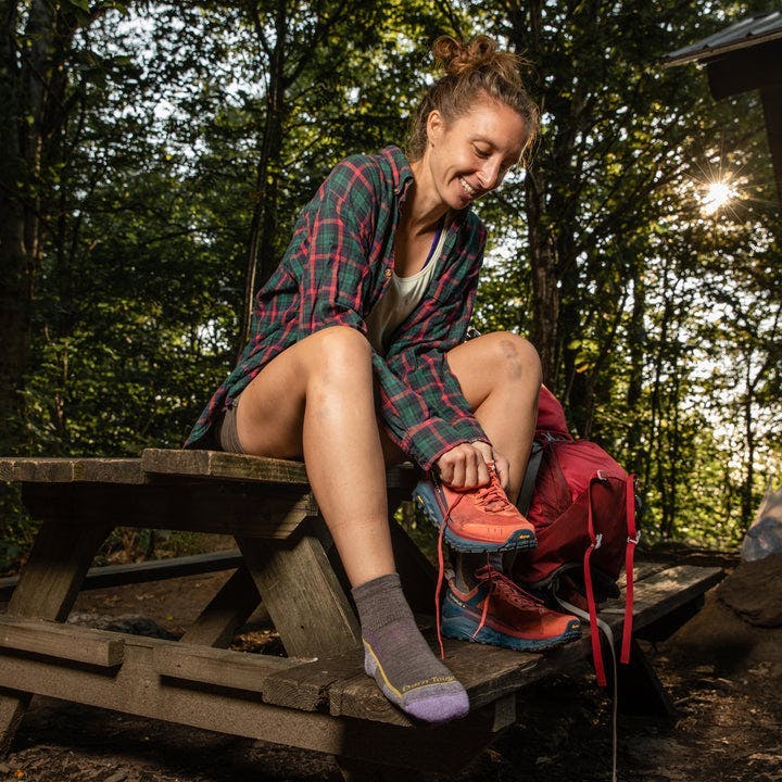 Darn Tough Women's Hiker Quarter Midweight Hiking Socks