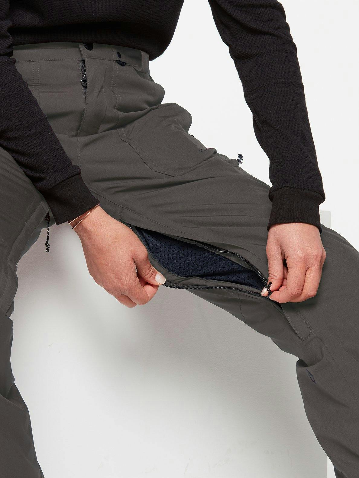Volcom Women's Knox 2L Insulated GORE-TEX® Pants