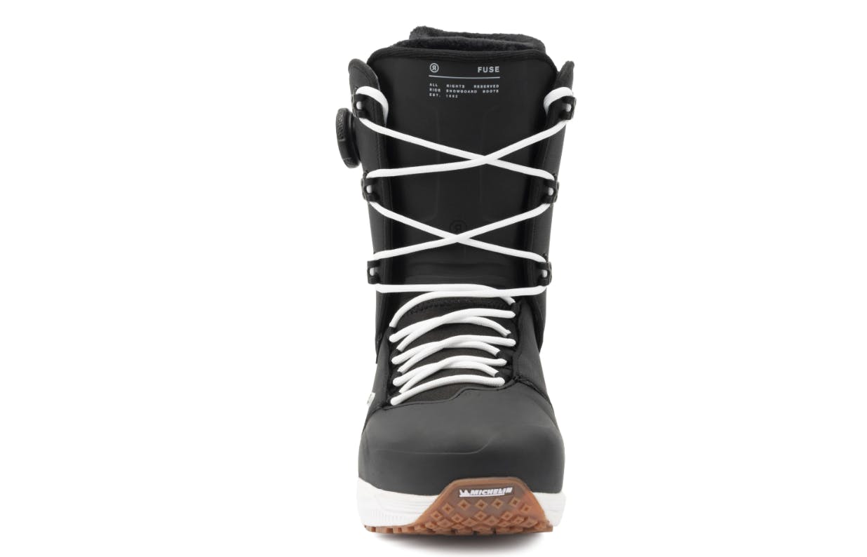 Snowboard Boot Lacing: Boa, Speed Laces & Traditional Laces