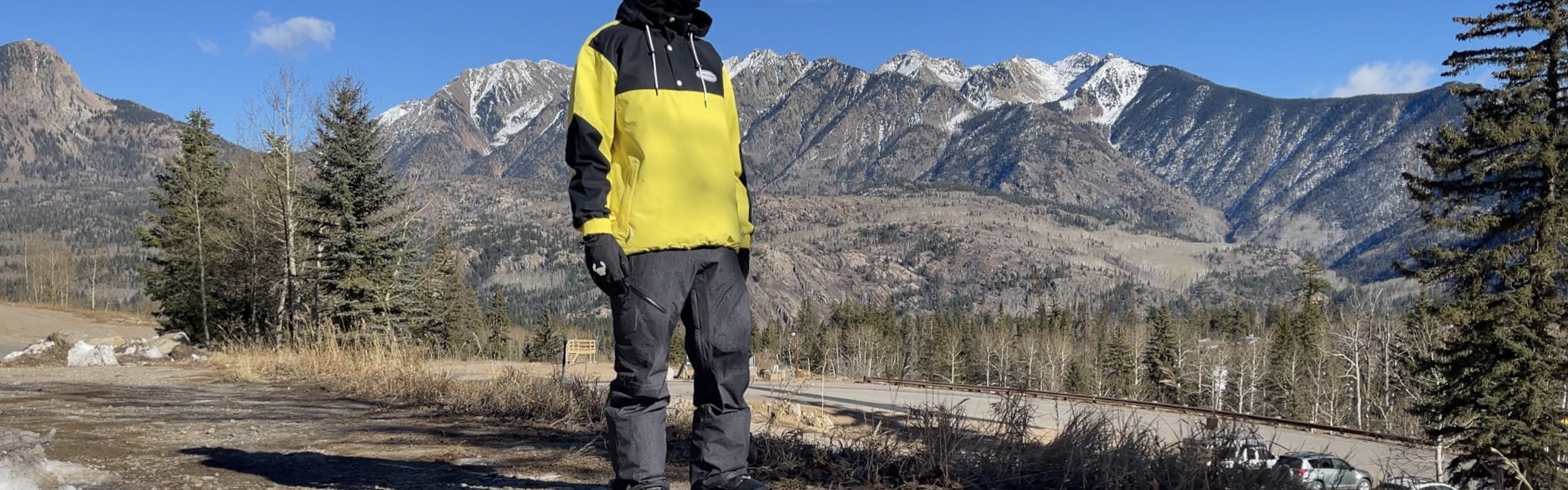 A snowboarder in the Volcom Men's L Gore Tex Pants.