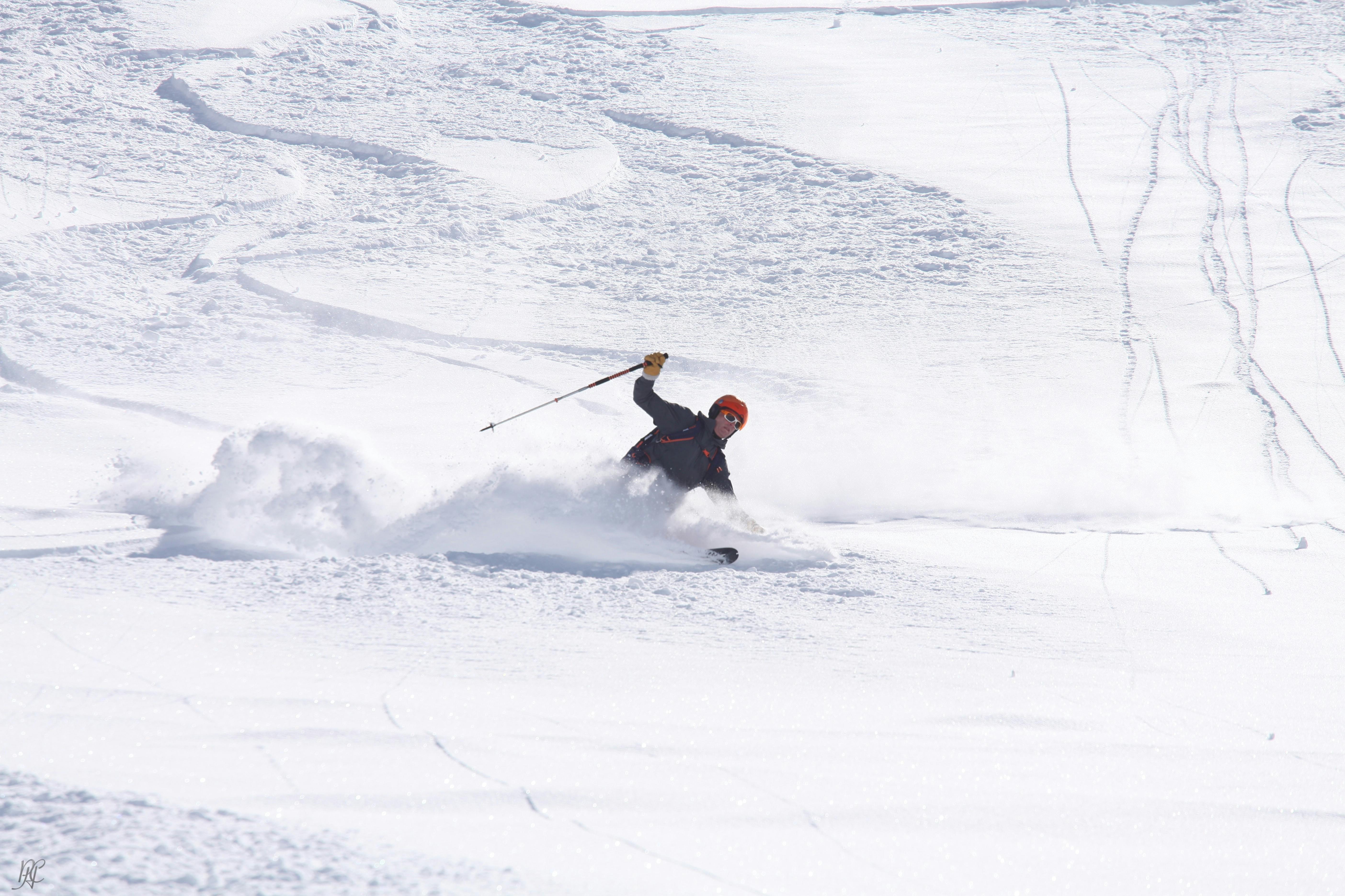 How to Carve a Turn on Skis | Curated.com