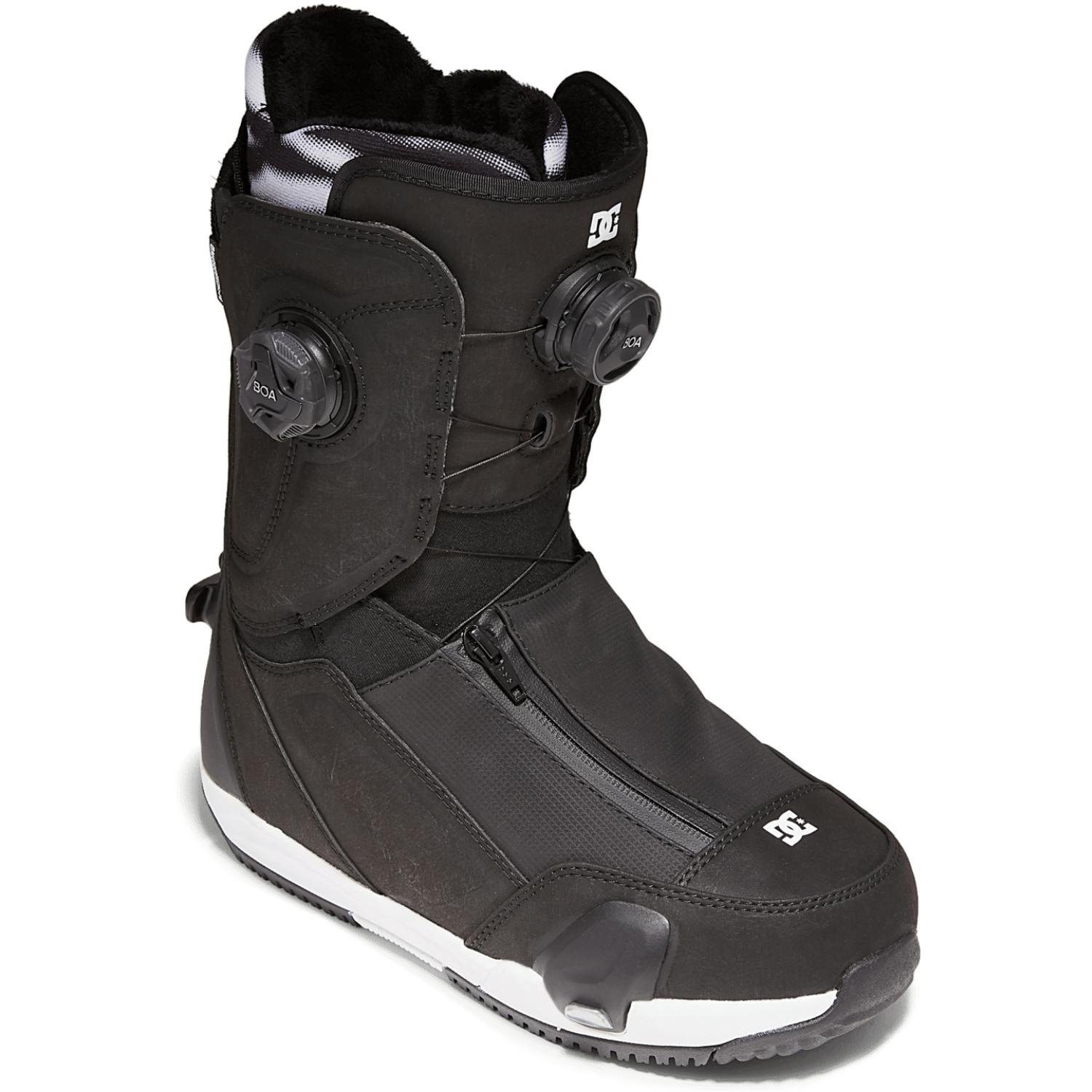 DC Mora Step On Snowboard Boots · Women's · 2022