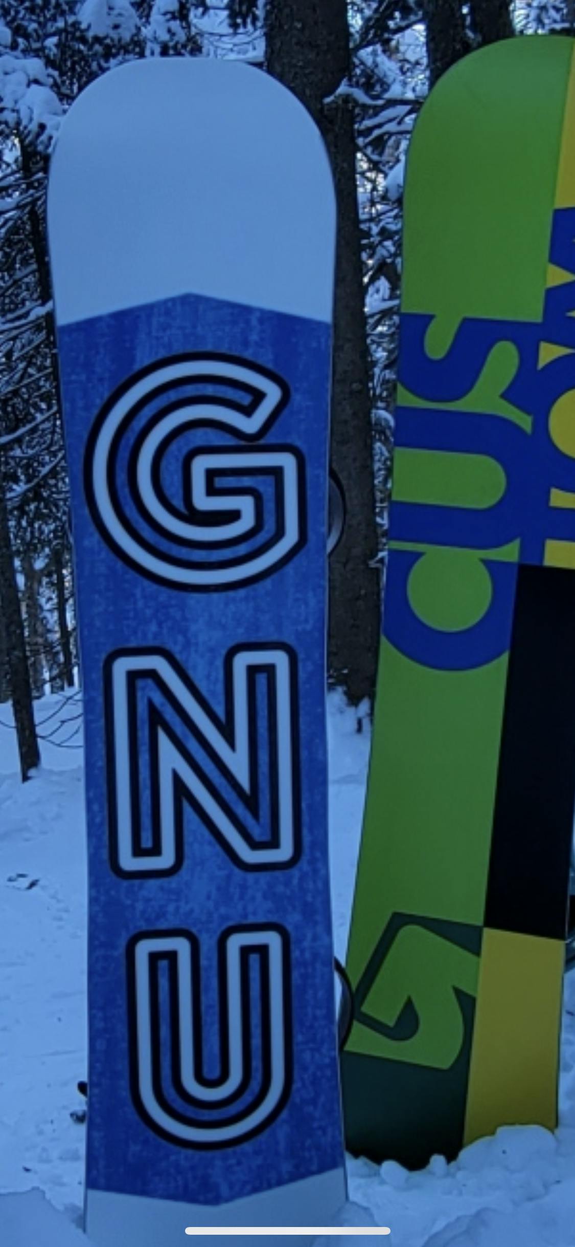 Base of the GNU Gwo Snowboard · 2022.