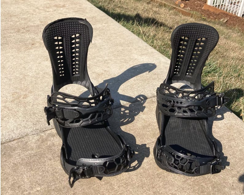 Front of the Union Force Snowboard Bindings · 2022.