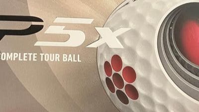 Box of the Tp5x golf ball.