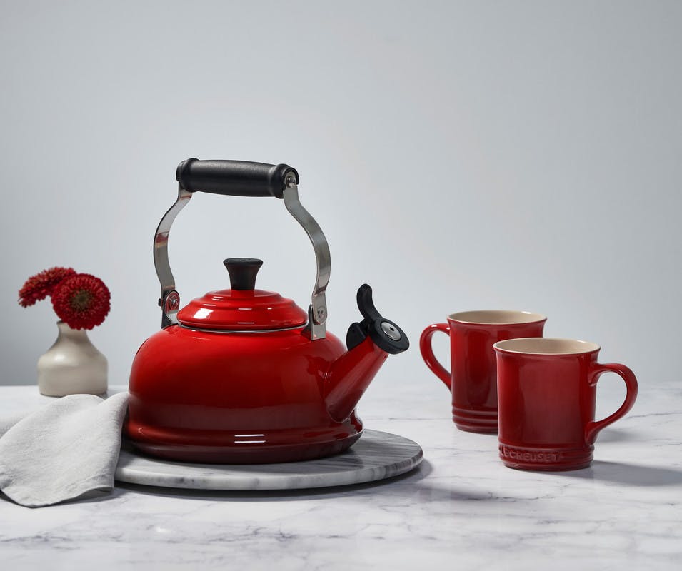 Le Creuset Classic 1.7-Qt. Cerise Red Whistling Stovetop Tea Kettle +  Reviews