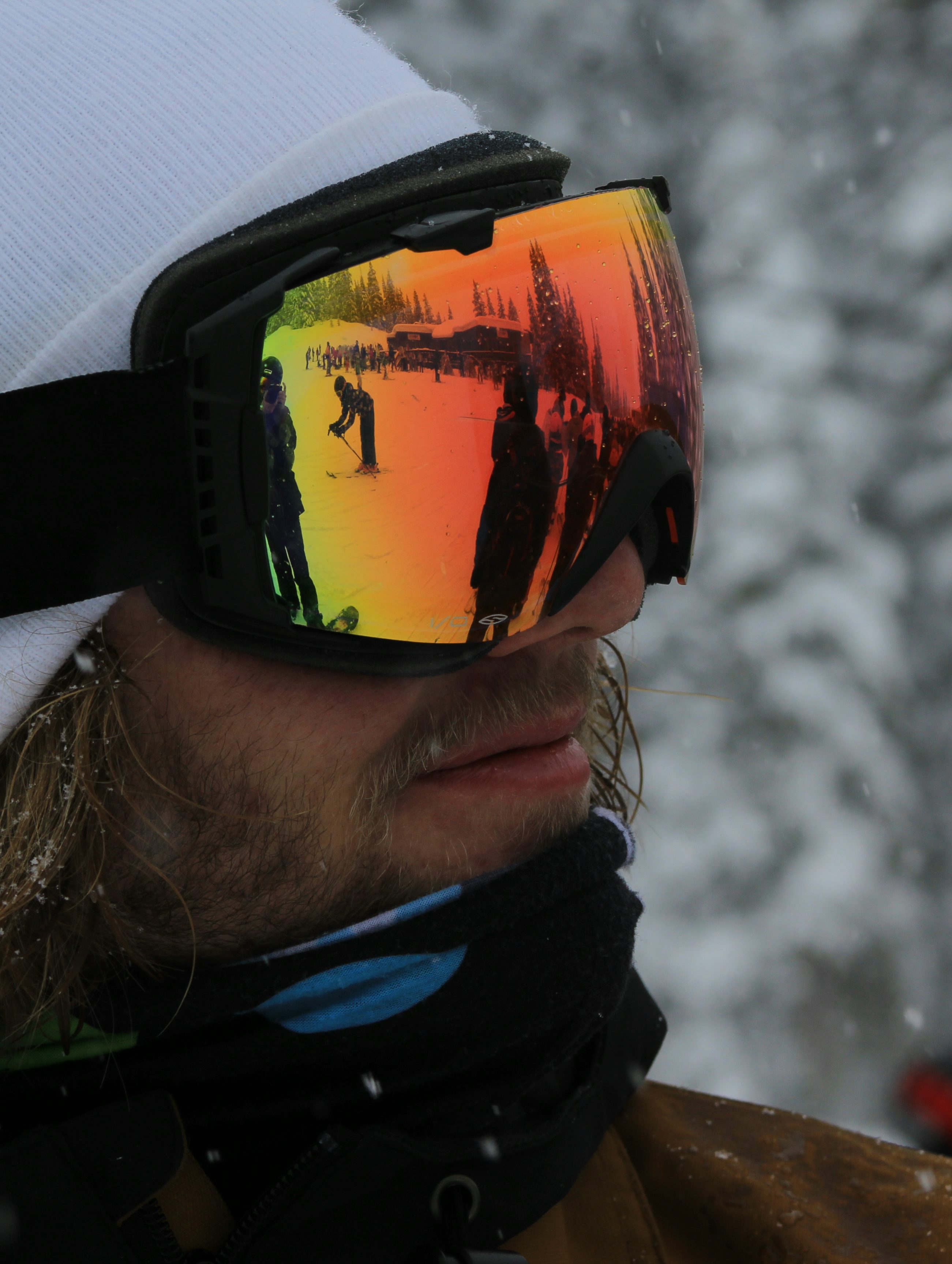 Snowboard Expert Tanner J