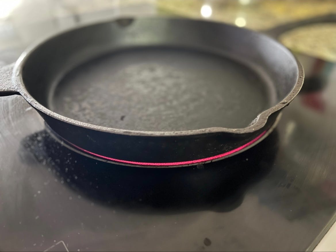 10 Key Things Everyone Should Know About Seasoning, Cleaning, & Maintaining Cast  Iron Pans « Food Hacks :: WonderHowTo