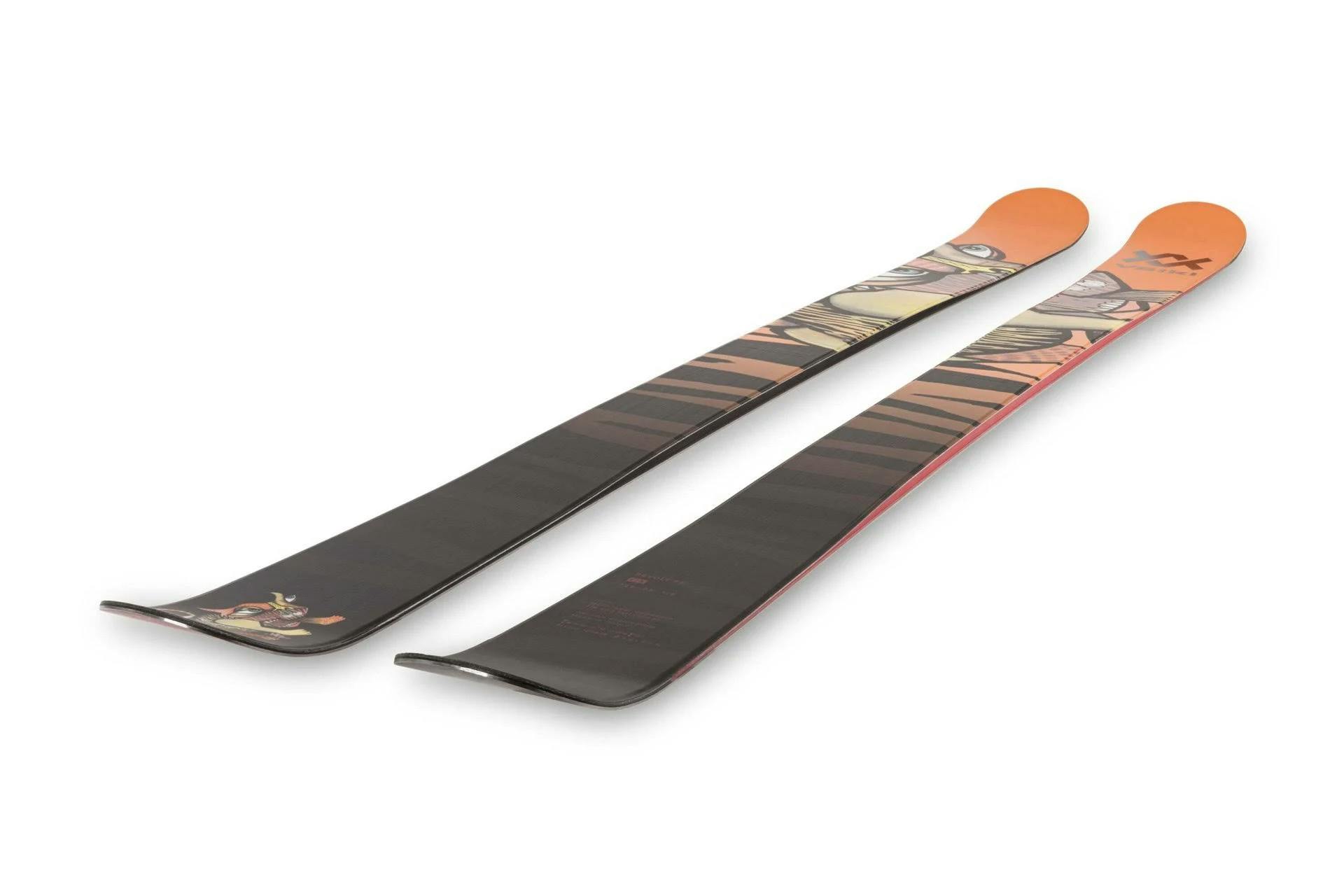 Völkl Revolt 95 Flat Skis