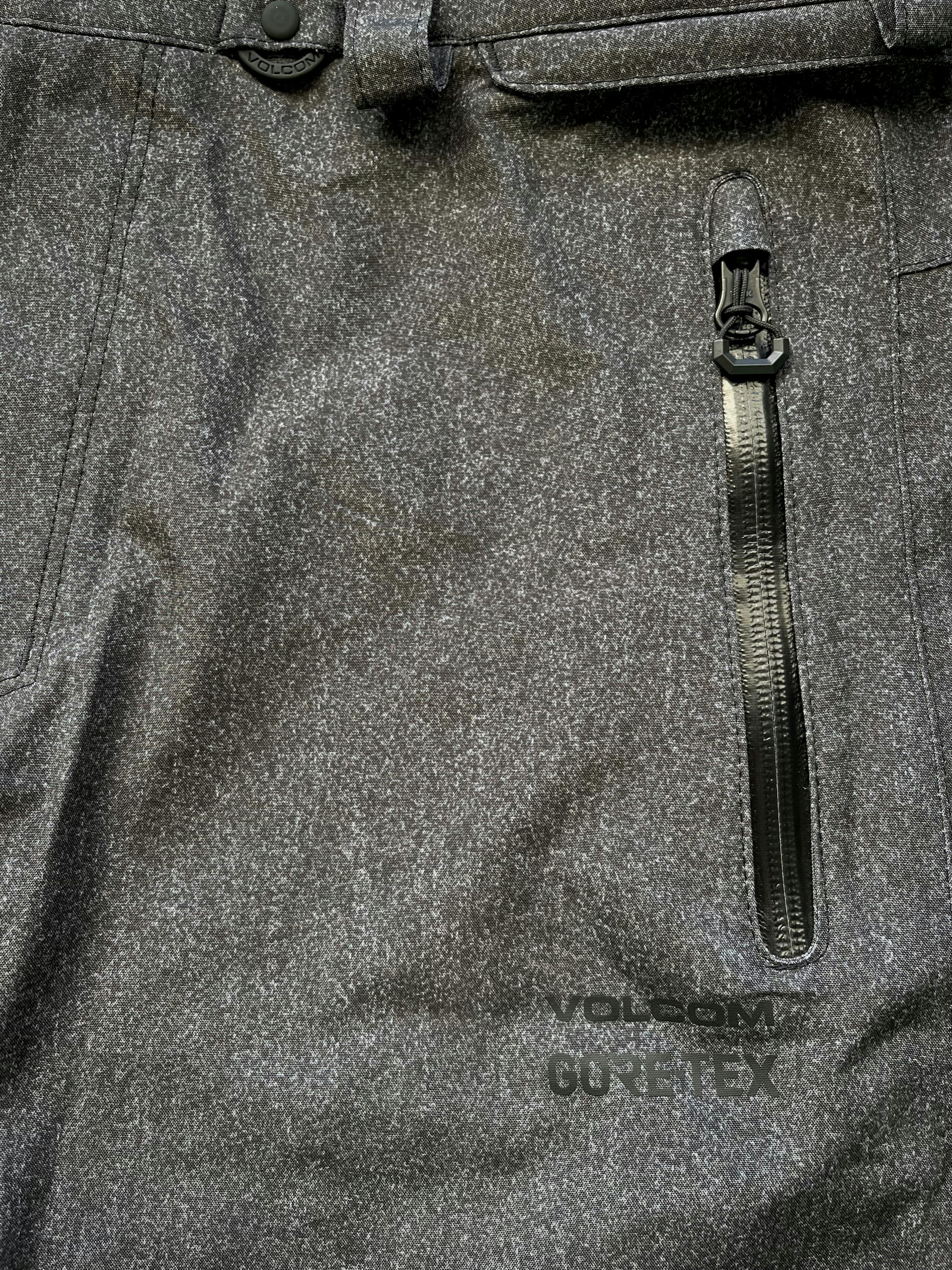 Expert Review: Volcom Men's L GORE-TEX® Pants | Curated.com