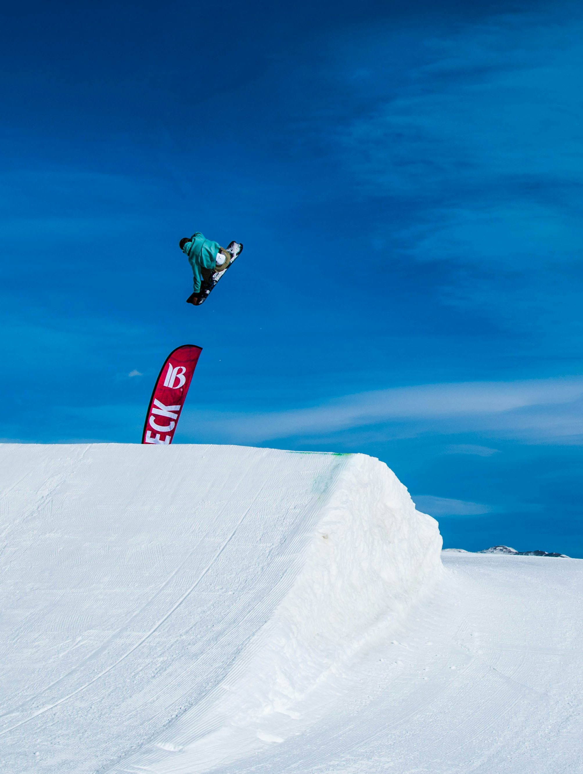 Snowboard Expert Mike Leighton