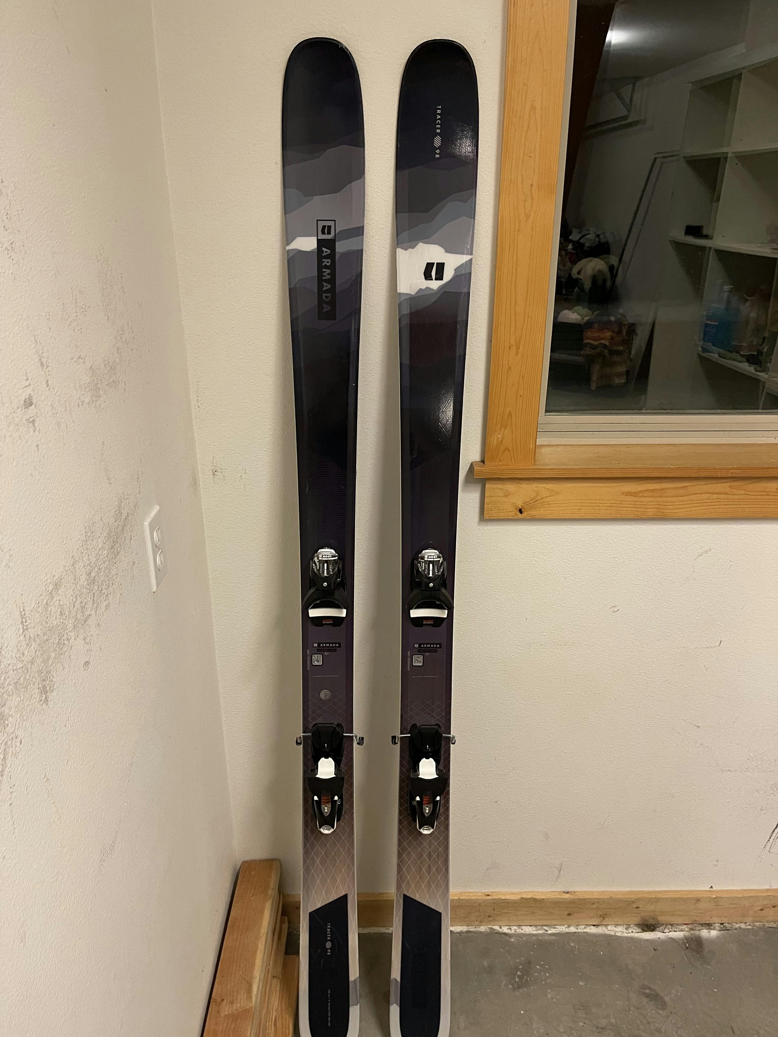 Expert Review: Armada Tracer 98 Skis · 2022 | Curated.com
