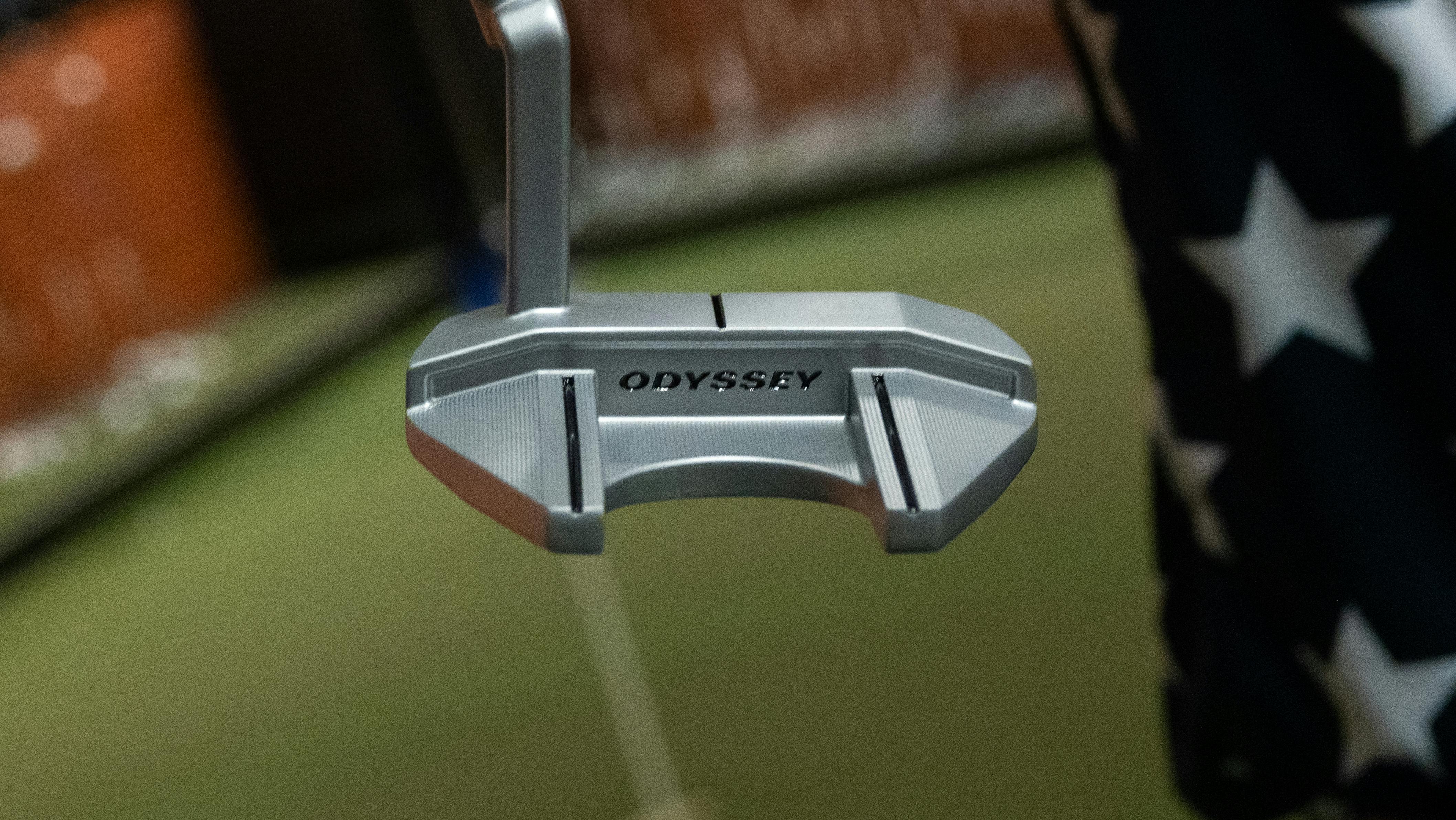 Expert Review: Odyssey White Hot OG #7 CH Putter | Curated.com