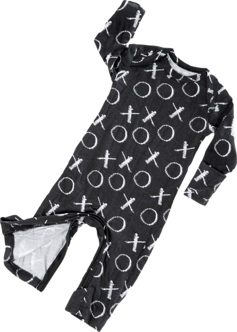 günamüna® Pajama with Zipper · XO · NEWBORN