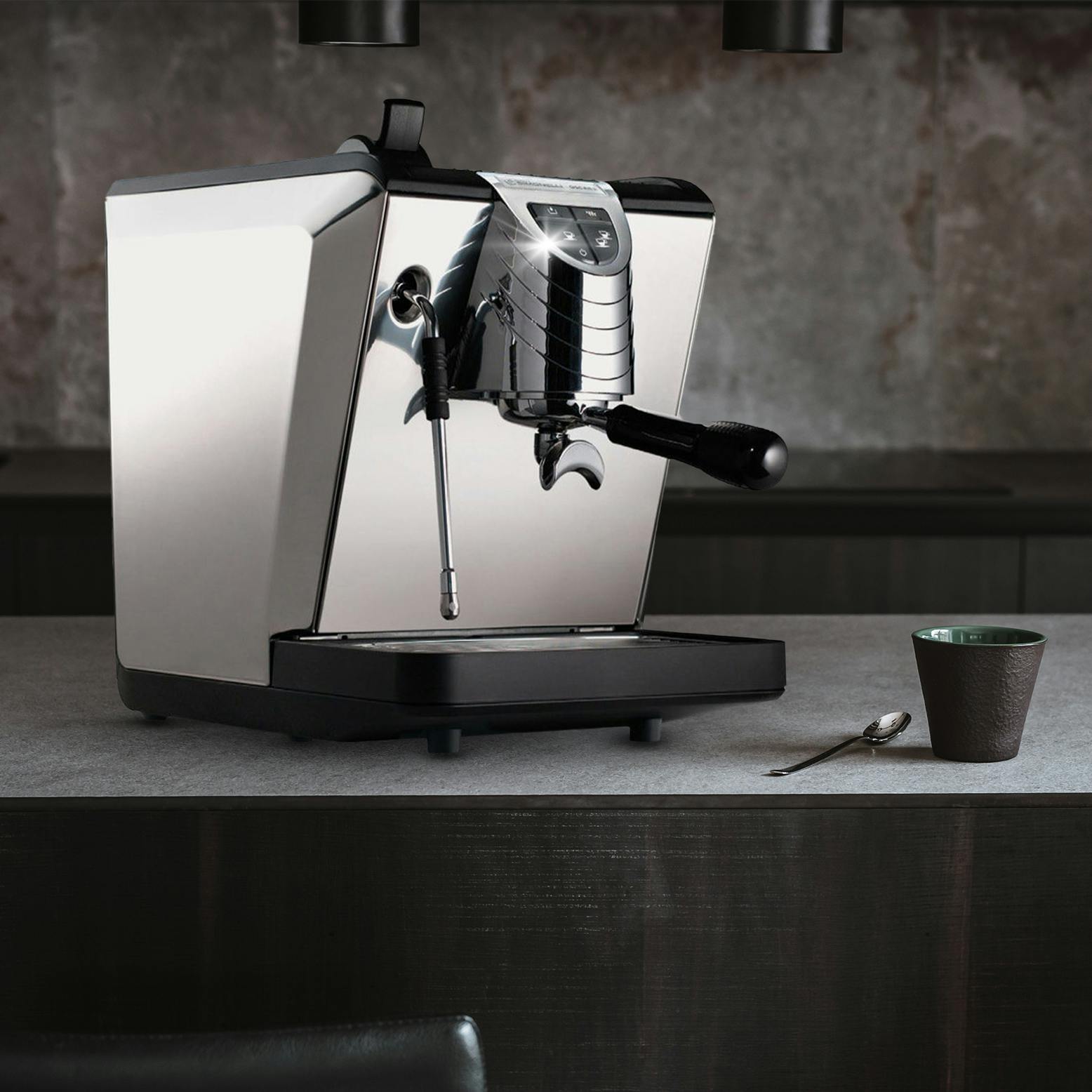 Nuova Simonelli Oscar II Black Professional Espresso Machine