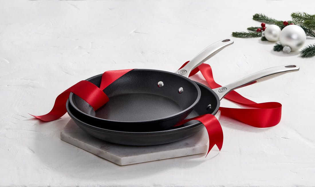Le Creuset Toughened Nonstick Pro Fry Pan, 9.5-in.