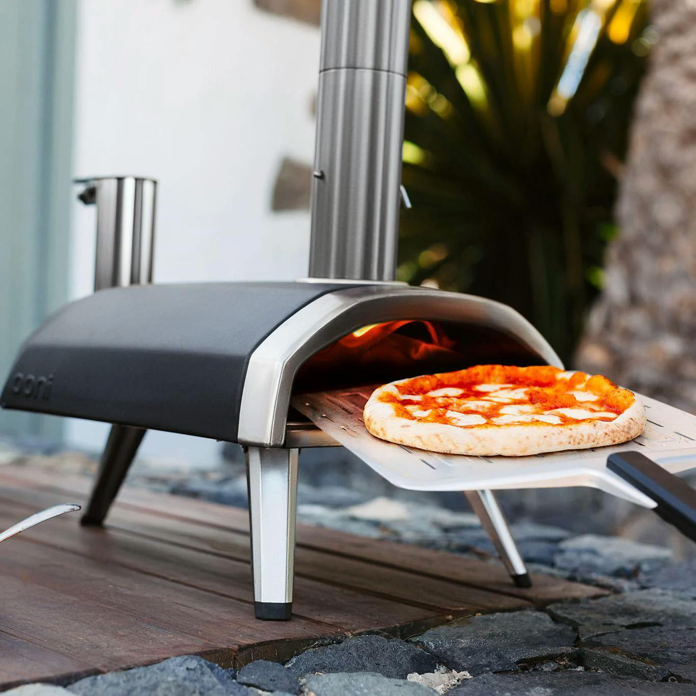 Ooni Fyra 12 Wood Pellet Portable Outdoor Pizza Oven