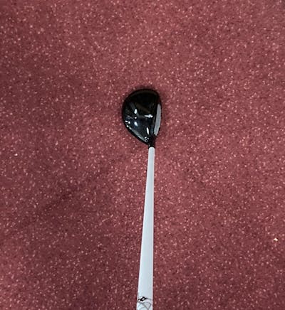 Top down view of the Tour Edge Hot Launch E522 Hybrid.