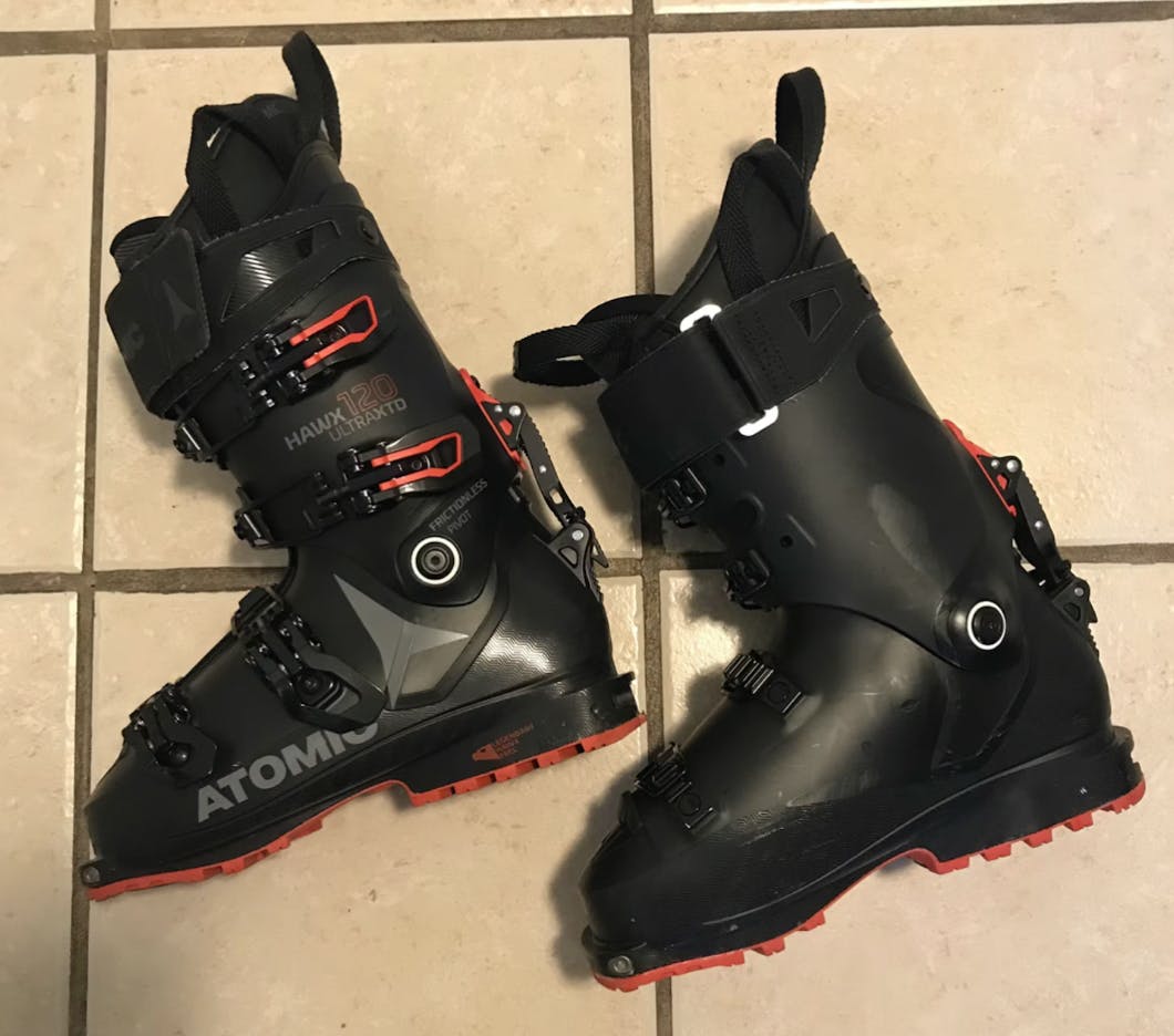 The Atomic Hawx Ultra XTD 120 CT Gw Ski Boots.