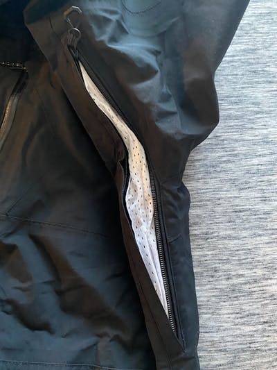 Armpit vents on the Volcom Men's L GORE-TEX® Shell Jacket.