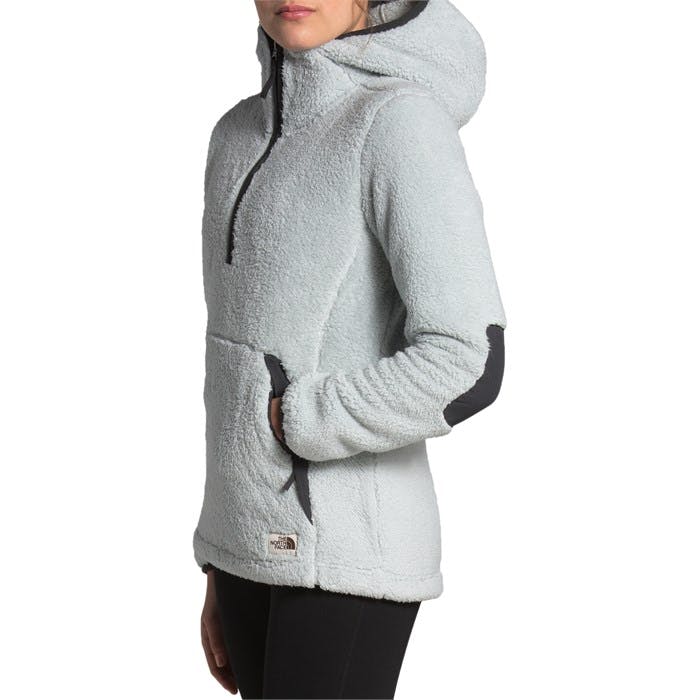 The North Face Women's Campshire Pullover Hoodie 2.0